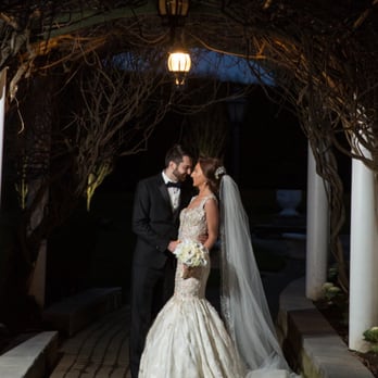 Bridal Styles Boutique - My beautiful comb headpiece and veil - Bridal Near Me - Brooklyn, New York Bridal Styles Boutique - My beautiful comb headpiece and veil - Bridal Near Me - Brooklyn, New York