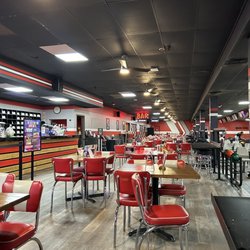 AMF Circle Lanes