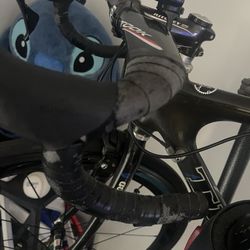 A&D Bicycle Shop - I need to change the bicycle handlebar tape.