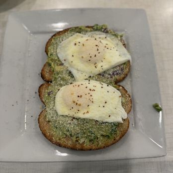 Anna's House - Holland - California Dreamin' Avocado Toast - Breakfast & Brunch Near Me - Holland, Michigan
