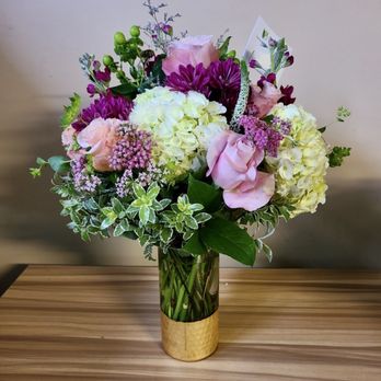Irvine Florist Marketplace - Gorgeous floral arrangement by Irvine Florist Marketplace - Flowers - Florists Near Me - Irvine, California Irvine Florist Marketplace - Gorgeous floral arrangement by Irvine Florist Marketplace - Flowers - Florists Near Me - Irvine, California