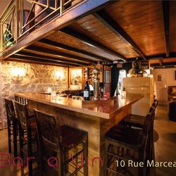 Le Bar à Vin - Full view of the ground floor.