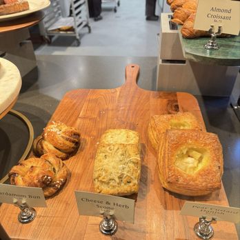 Bellecour - Baked Goodies - Bakeries Near Me - Edina, Minnesota