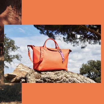 CLUTCH - LONGCHAMP SS2023 - Women's Clothing Near Me - Tucson, Arizona