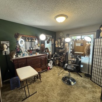 Coco's Hair Solutions - Interior - Wigs Near Me