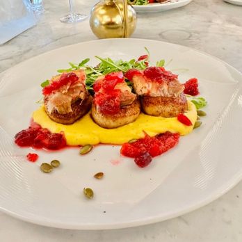 Paris Valley Road Estate Winery - Scallops - Wineries Near Me - Paso Robles, California