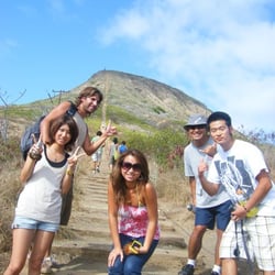 Academia Language School - Academia Language School activity up Koko Head Crater