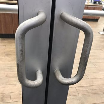 Royal Farms - I stopped in to try their chicken but it look like it was sitting for hours and even the doors are filthy. I passed - Gas Stations Near Me - Magnolia, New Jersey Royal Farms - I stopped in to try their chicken but it look like it was sitting for hours and even the doors are filthy. I passed - Gas Stations Near Me - Magnolia, New Jersey