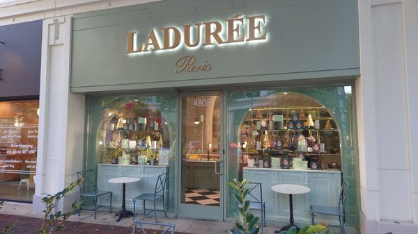 Ladurée by null