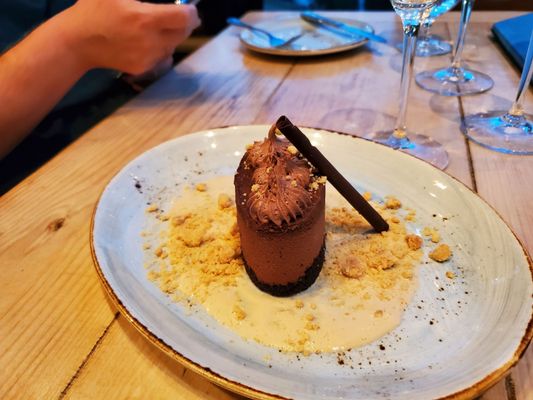 The Lazy Goat by null