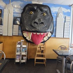 Larry's Giant Subs