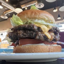 Peri Peri Linthicum Heights - Peri Cheese Burger