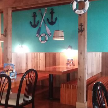 El Barco Mexican Restaurant - I Think TJ Maxx Made Some $$$ Off Of El Barco. - Mexican Near Me - Columbus, Ohio