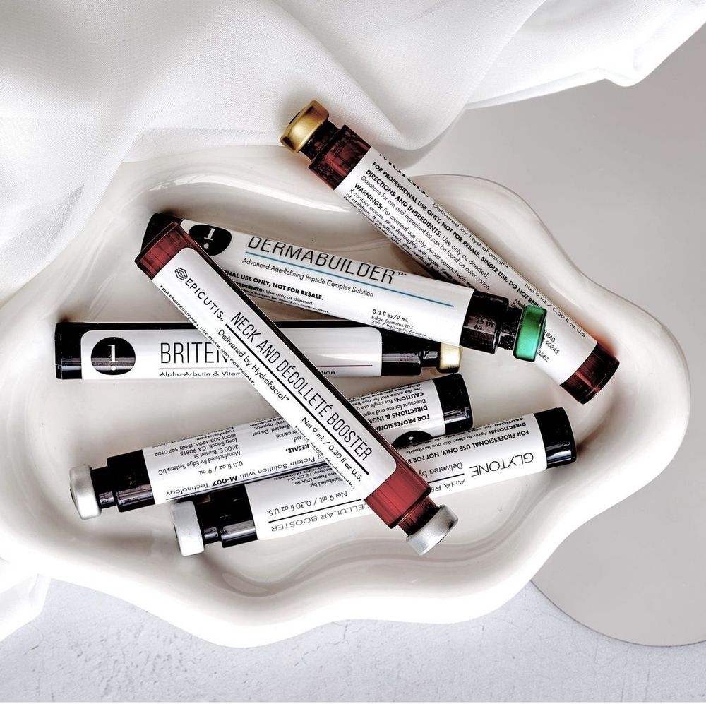 Forever Young Beauty Lab Logo