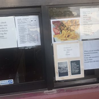 S Deli & Wings - Chicken Wings Near Me - Perry, Georgia