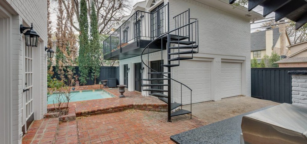 Slide of Springtree Restoration- Gainesville