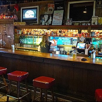 Loree's Little Shack - As you enter the front door - there are three entrances to the restaurant - the first thing you'll notice is the long, well-stocked bar. - Diners Near Me - Rocklin, California