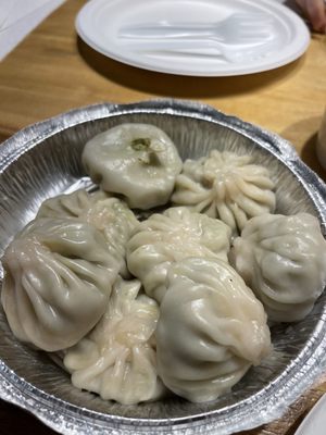 Momo N Curry by null
