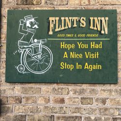 Flint's Inn - Cheers!