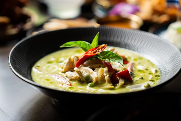 Som Dee Thai Kitchen & Bar by null