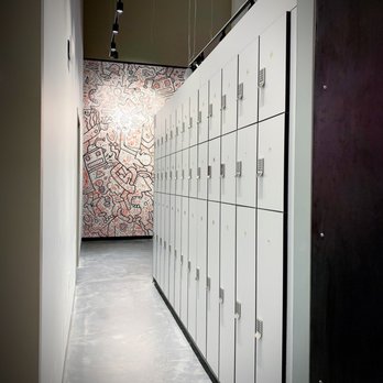 Bash Boxing - Lockers - Boxing Near Me - Arlington, Virginia