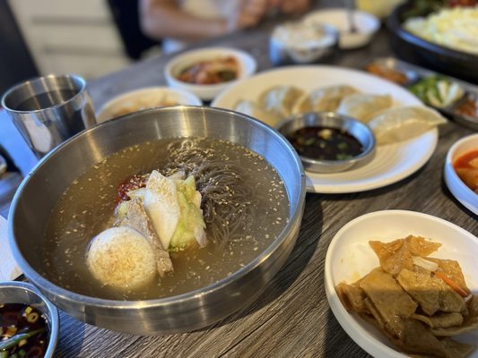 Tang Tang Tang by null