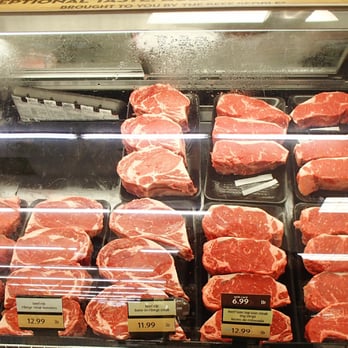 Winn-Dixie - Meat Case - Drugstores Near Me - Fort Lauderdale, Florida