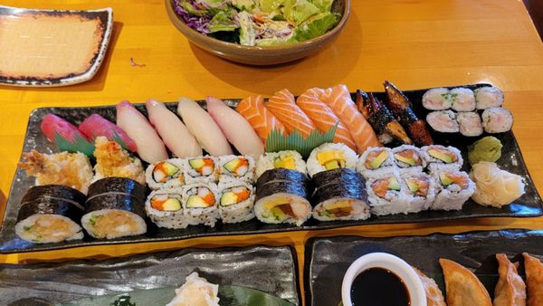 Arigato Sushi by null