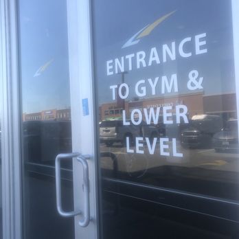 LA Fitness - Gyms Near Me - Howard Beach, New York