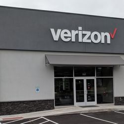 Verizon - Exterior