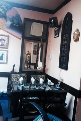 Cats Cafe des Artistes Thai Restaurant by null