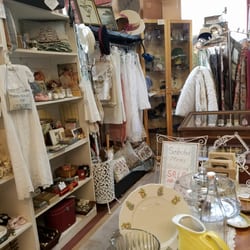 Dove Place Antiques & Consignment