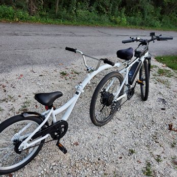 Adventur-E-Bike Rental - Kid Friendly! - Bike Rentals Near Me - Ottawa, Illinois Adventur-E-Bike Rental - Kid Friendly! - Bike Rentals Near Me - Ottawa, Illinois