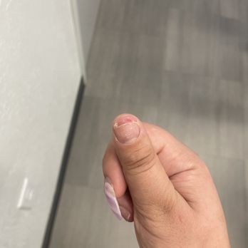 BUI Nails Lounge - Nail Salons Near Me - Lincoln, California