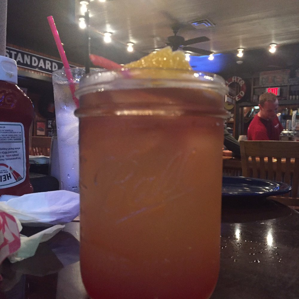 Famous Dave's Bar-B-Que - Memphis Mai tai - Barbeque Near Me - Indianapolis, Indiana