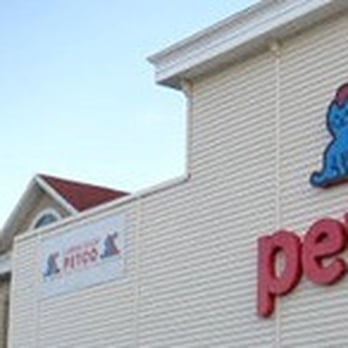 Petco - Petco located right next door to Old Navy - Pet Stores Near Me - Waipahu, Hawaii Petco - Petco located right next door to Old Navy - Pet Stores Near Me - Waipahu, Hawaii