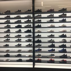 Shoe Palace