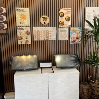 Dots Boba - Bubble Tea Near Me - San Francisco, California
