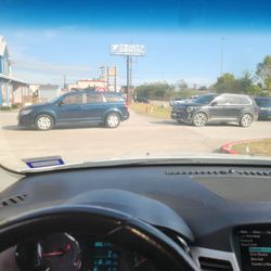 Pat's Donuts - Manager says from 7-10am on the weekends, lines are always out to the feeder road. (Good Donuts clearly)