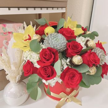 Bloom Floral  Design - Florists Near Me - Westminster, California