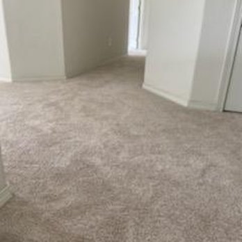Professional Flooring Installations - 2nd floor landing where hallway meets bonus room - look SO MUCH improved after Professional Flooring Installations replaced the carpet. - Flooring Near Me - Auburn, Washington Professional Flooring Installations - 2nd floor landing where hallway meets bonus room - look SO MUCH improved after Professional Flooring Installations replaced the carpet. - Flooring Near Me - Auburn, Washington