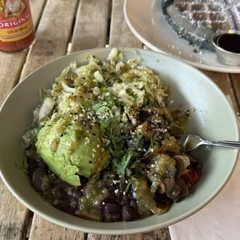 The Hidden Kitchen - Vegan bowl - Juice Bars & Smoothies Near Me - Cayucos, California
