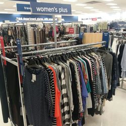 Marshalls - 1 pathetic plus size rack smh