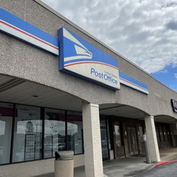 USPS - Post office at Cumberland