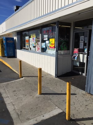 Hub Liquor & Tacos by null