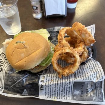 Main Street Cafe - Chicken Fried Steak Sandwich - Seafood Near Me - Lumberton, Texas Main Street Cafe - Chicken Fried Steak Sandwich - Seafood Near Me - Lumberton, Texas
