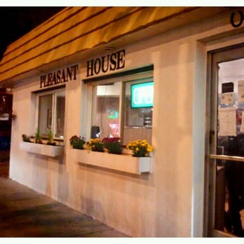 Pleasant House Pub - British Near Me - Chicago, Illinois Pleasant House Pub - British Near Me - Chicago, Illinois