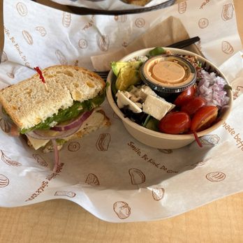 PureBread Deli - Chihuahua - Delis Near Me - Glen Mills, Pennsylvania