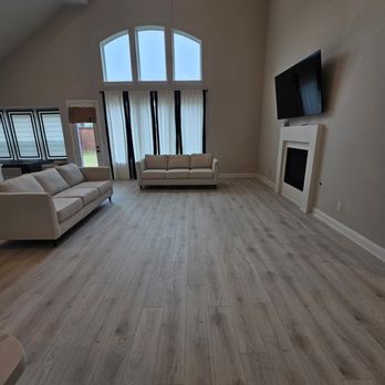 S&M Flooring - Flooring Near Me - Waxahachie, Texas S&M Flooring - Flooring Near Me - Waxahachie, Texas