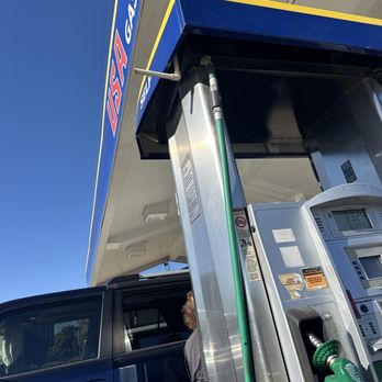 USA Gas Station - Gas Stations Near Me - Buellton, California USA Gas Station - Gas Stations Near Me - Buellton, California